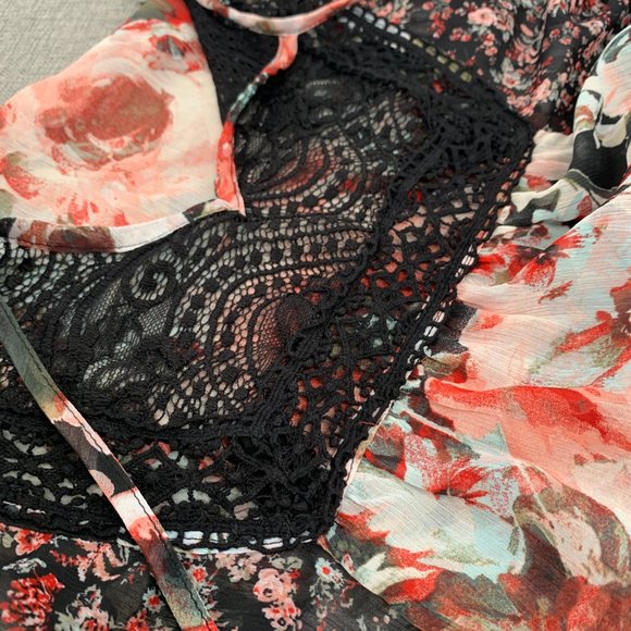 iZ BYER Delicate Lightweight Blouse Semi Sheer Lace V-Neckline XS 3/4th‎ Sleeve - Picture 13 of 15